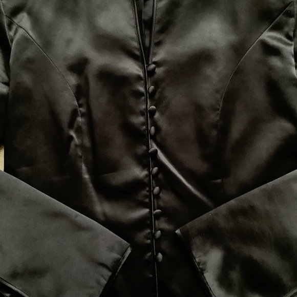 100% Silk Satin Elegant Black Jacket - Picture 6 of 8